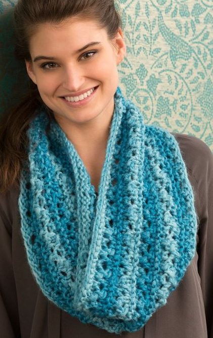 Free Knitting Pattern One Ball Lace Cowl