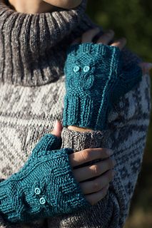 Owl Fingerless Gloves