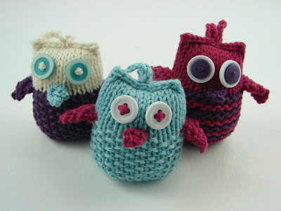 knit owl ornaments buttons pink purple teal