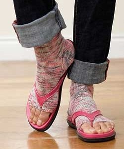 Free knitting pattern for Pedicure Socks and more stash buster knitting patterns
