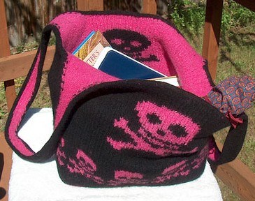 Free knitting pattern for Skull and Crossbones backpack Queen of the Pirates Booty Bag