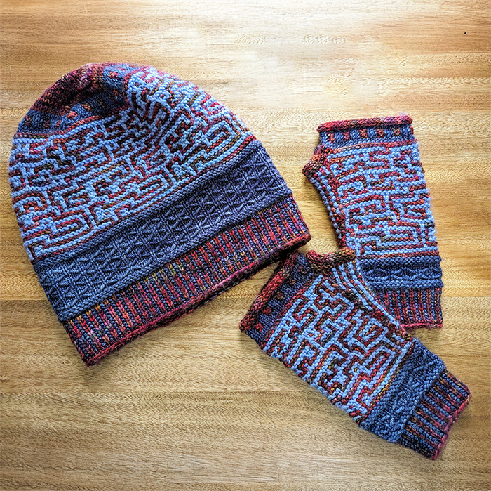 Queen of Hearts Maze Hat and Mitts Knitting Pattern