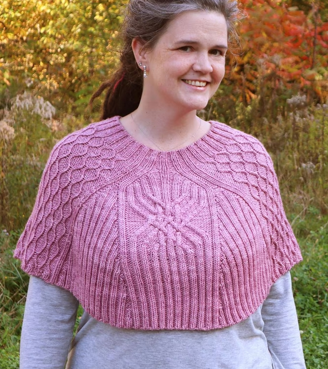 Raspberry Cheesecake Capelet Knitting pattern 