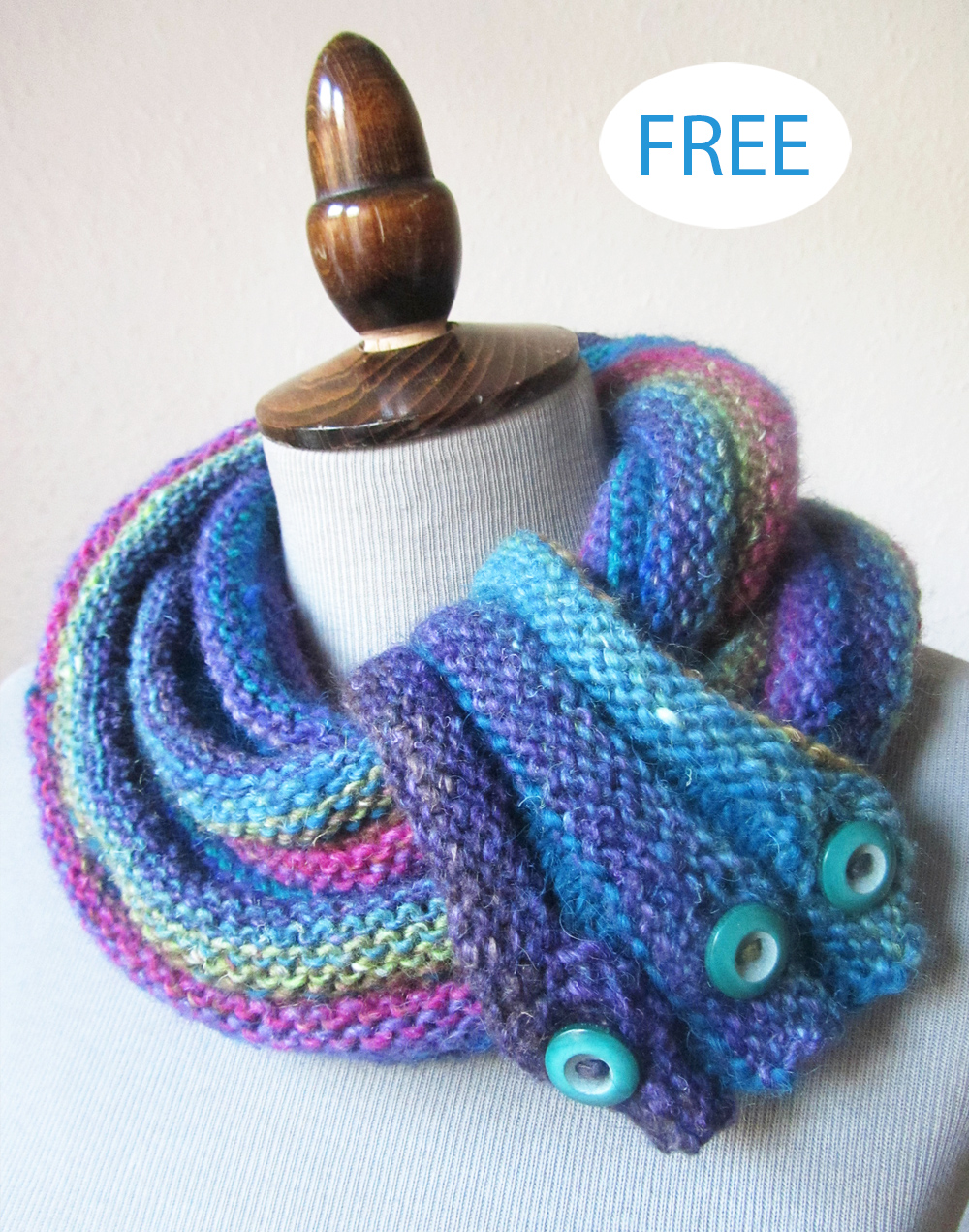 Free Cleo Cowl Knitting Pattern