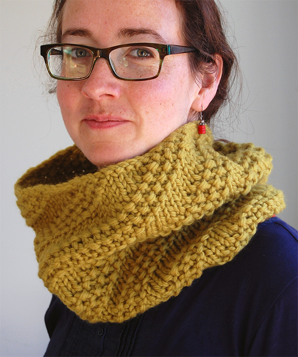 Knitting Pattern for Rivulet Cowl