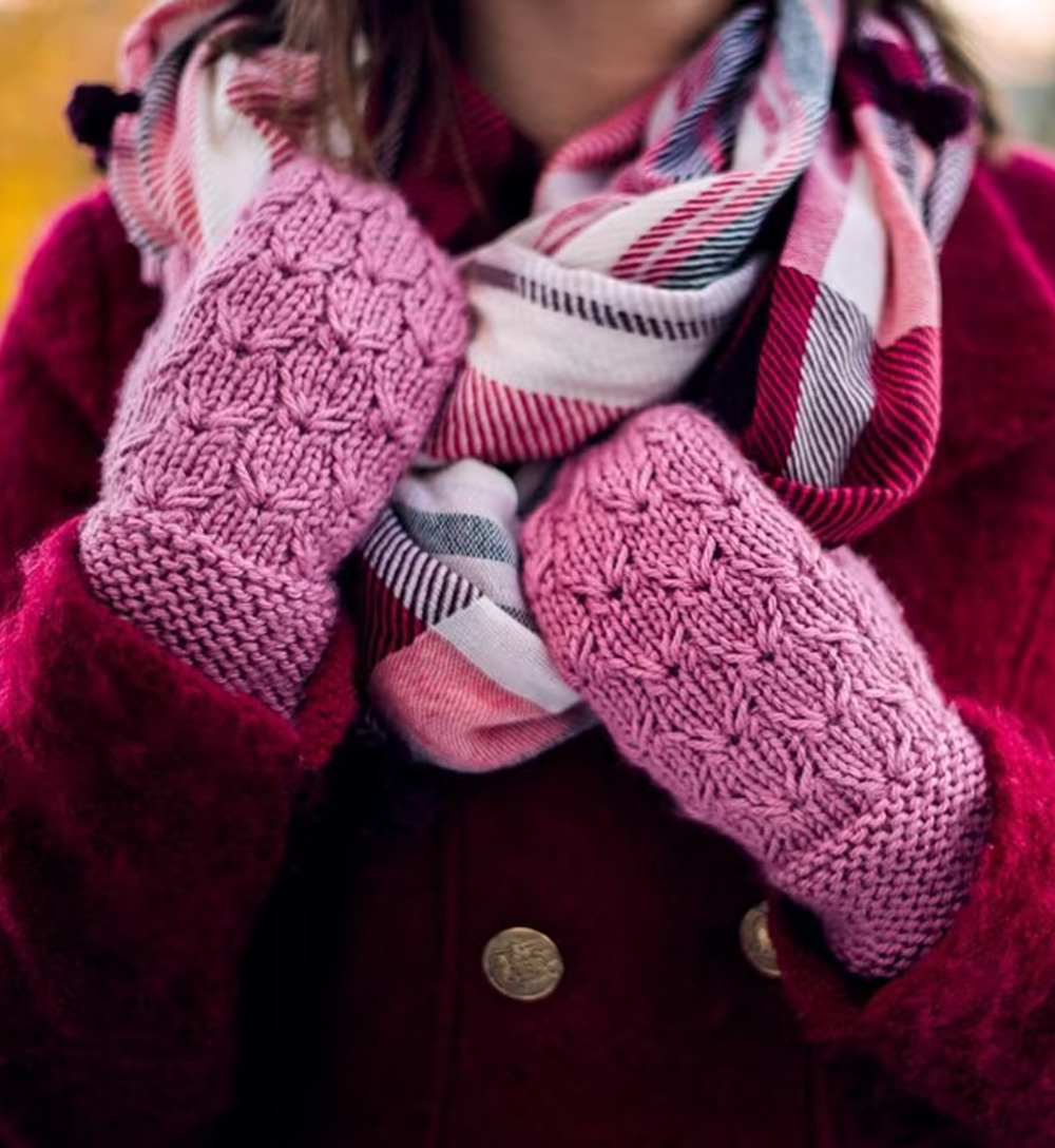 Knitting Pattern Rose Bud Mittens