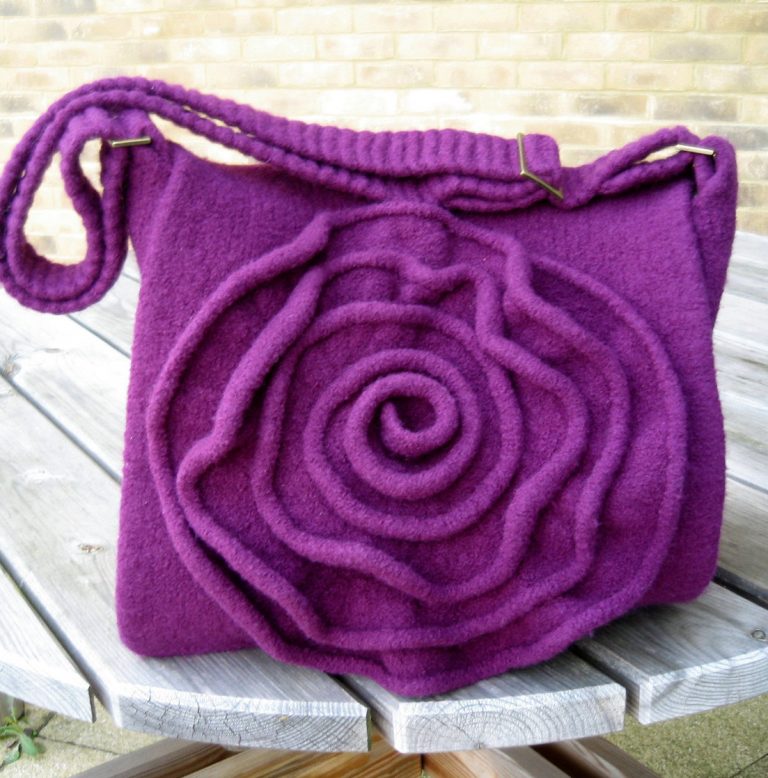 Knitting Pattern for Rose Messenger Bag