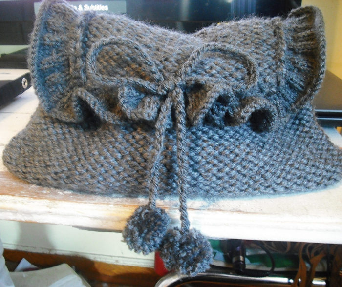 Free Knitting Pattern for Reverse Stockinette Ruffle Bag