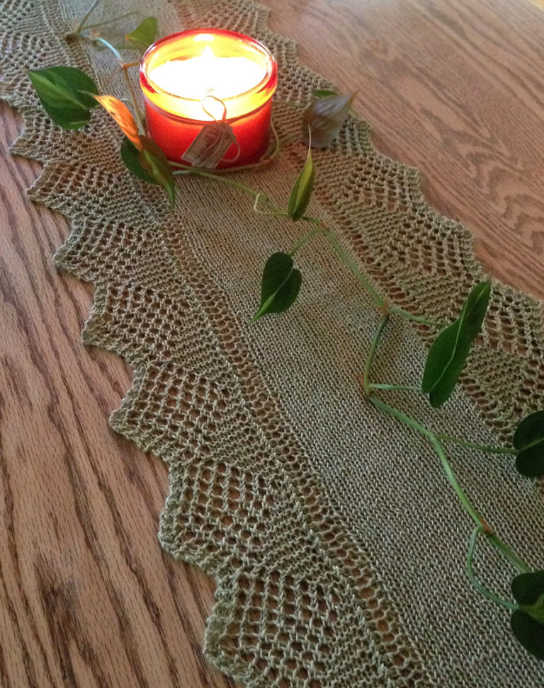 Free Knitting Pattern for Scalloped Table Runner