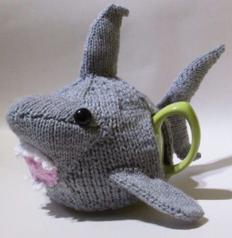Knitting pattern for Shark Teapot Cosy