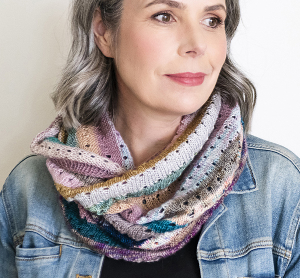Simply Scrappy Cowl Knitting Pattern Free until November 30, 2022