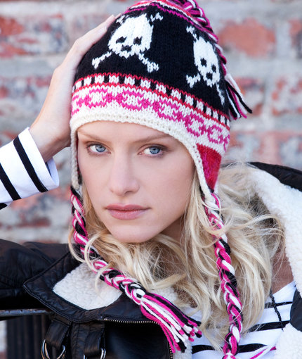 Free knitting pattern for Ski Skulls chullo style hat