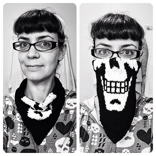 Skullkerchief Free Knitting Pattern and more free fun scarf knitting patterns