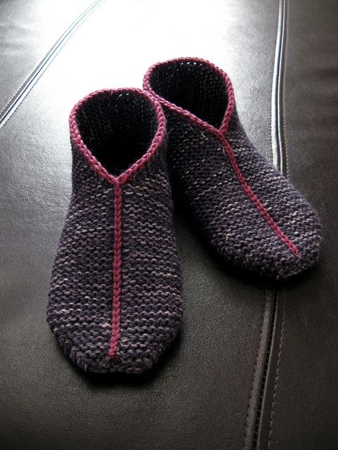 Easy Slipper Knitting Patterns - In the Loop Knitting