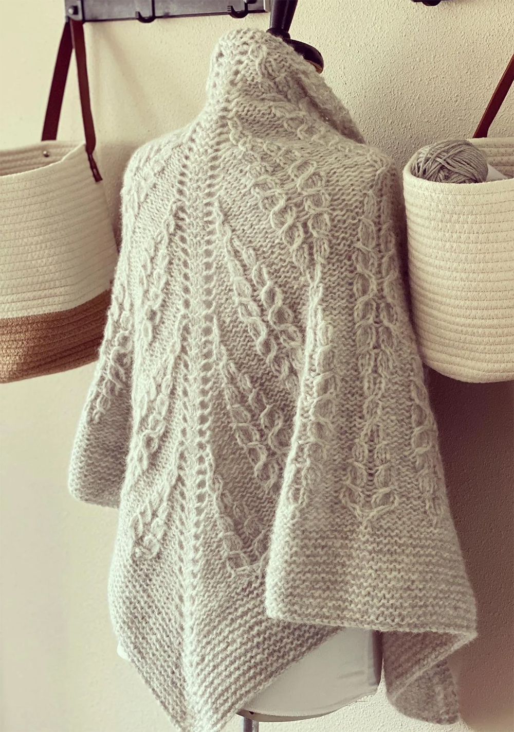 Snow Fern Shawl Knitting Pattern