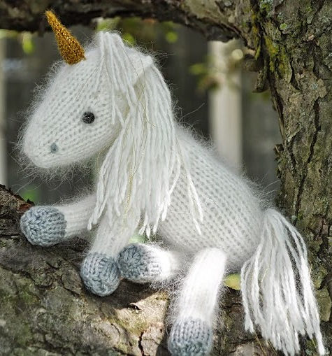 Free unicorn sweater knitting pattern