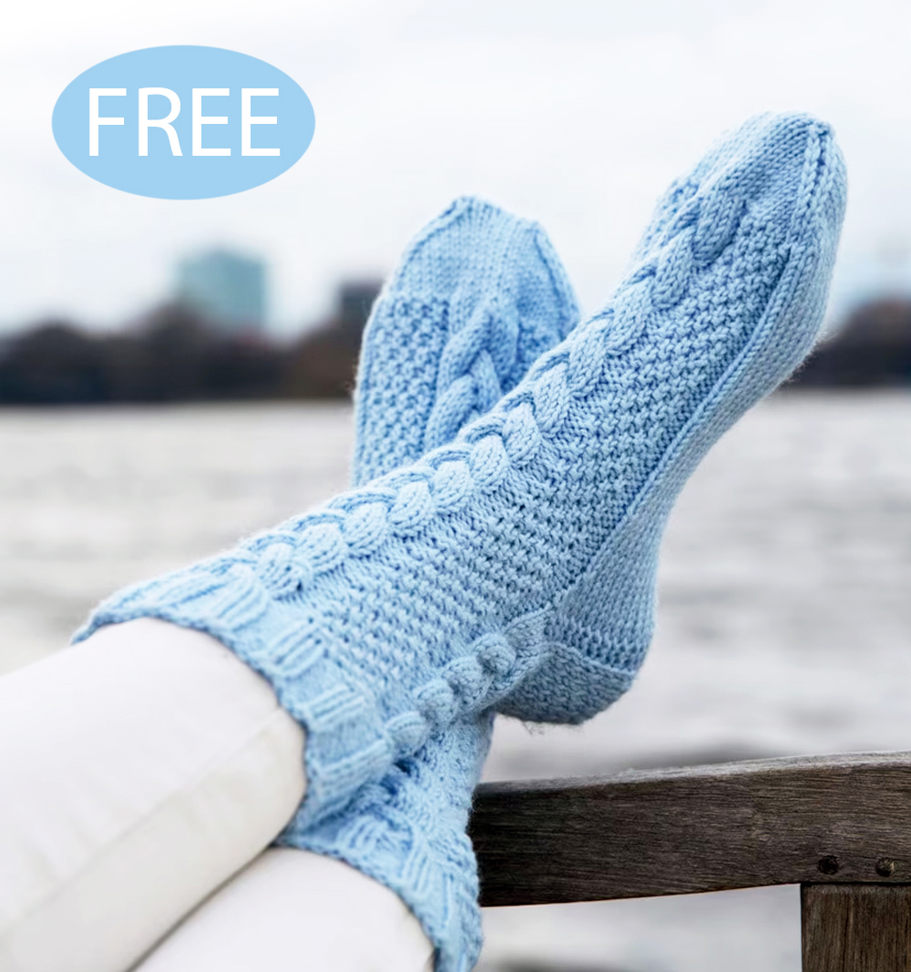 Free House Socks with Cables  Knitting Pattern
