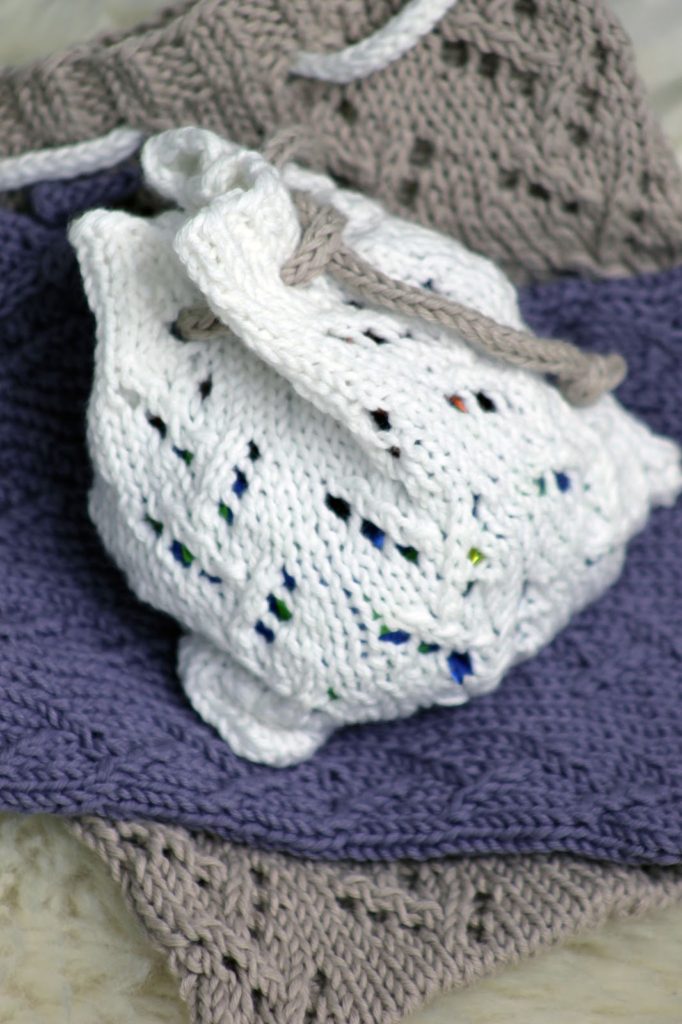 Free Knitting Pattern for Something Special Gift Bags