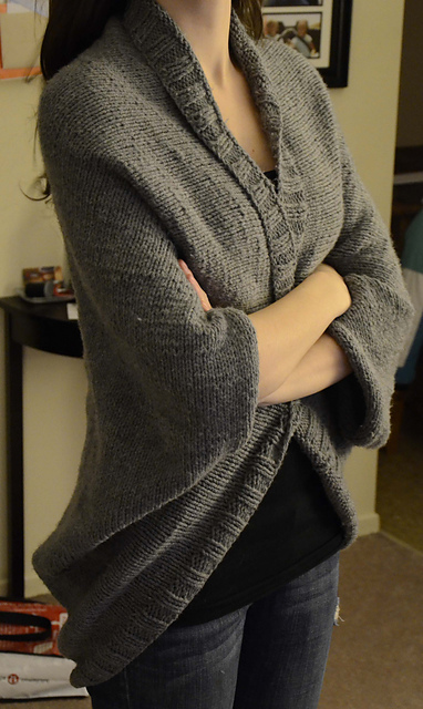 Free knitting pattern for Easy Speckled Shrug