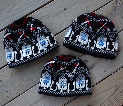 Free knitting charts for Star Wars Fair Isle patterns and more knitting patterns inspired by Star Wars