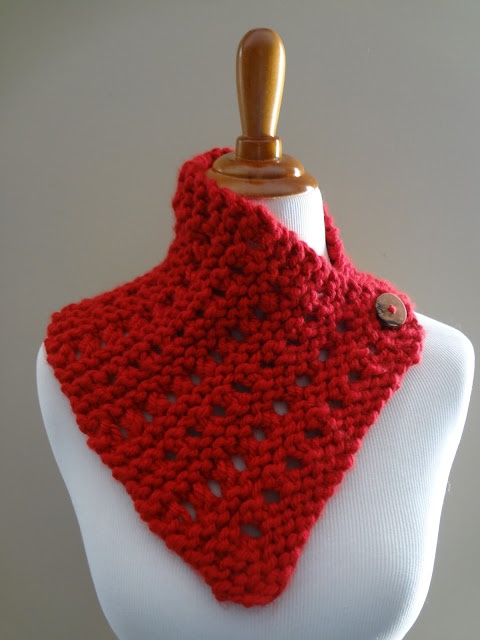 Free knitting pattern for Strawberry Jam Neckwarmer and more neckwarmer knitting patterns