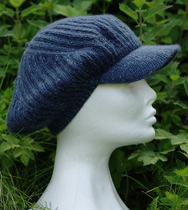 Free knitting pattern for Tempos Headcoat newsboy style hat