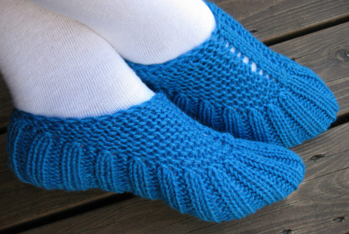 Free Knitting Pattern for Easy Tesha Slippers
