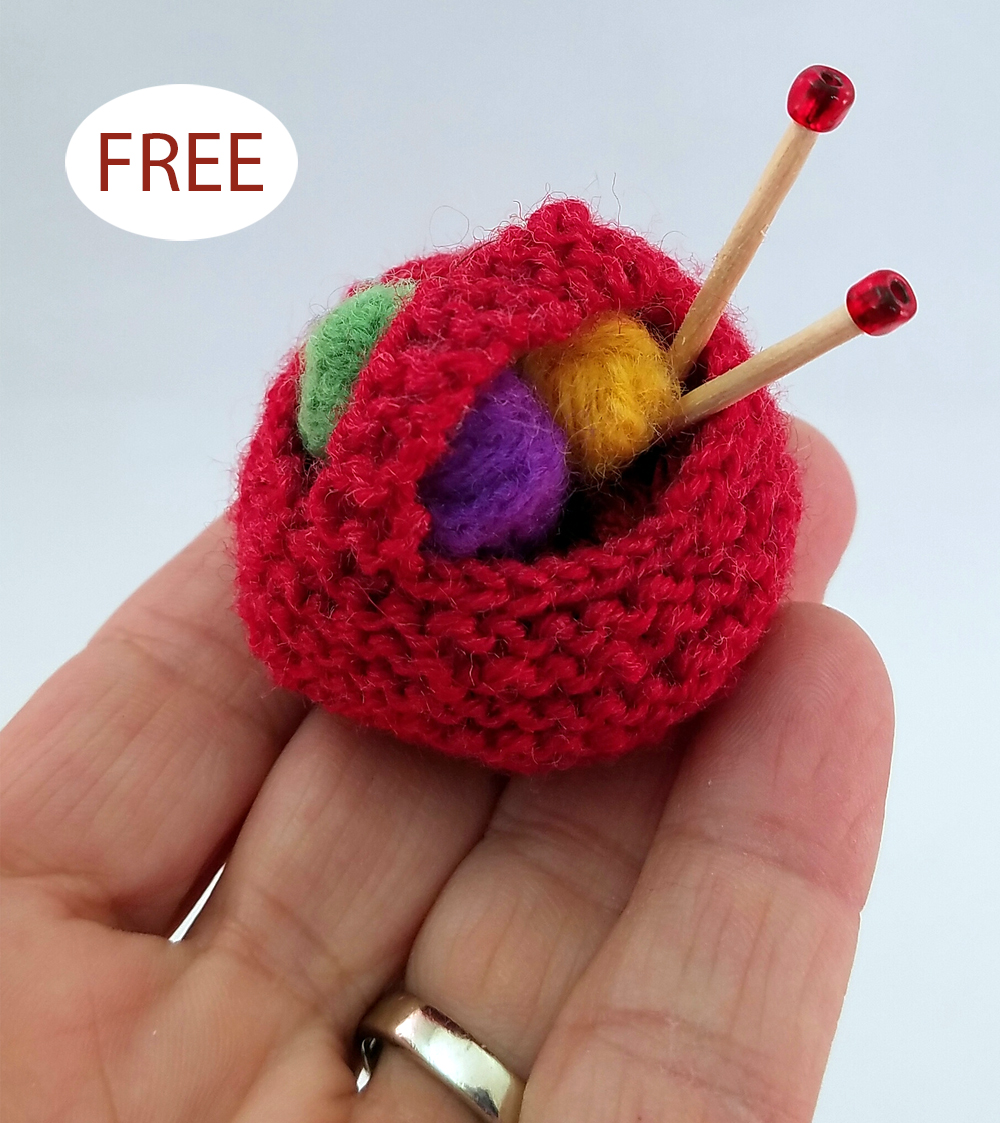 Free Tiny Yarn Basket Ornament Knitting Pattern