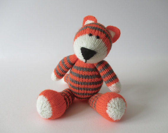 Knitting the pattern for Toby the Tiger and knitting patterns