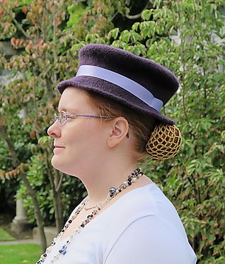 Free knitting pattern for Topsy Turvey hat