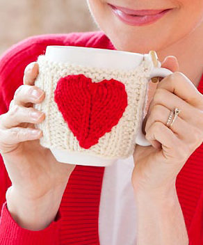Free Knitting Pattern for Valentine Mug Hug Cozy