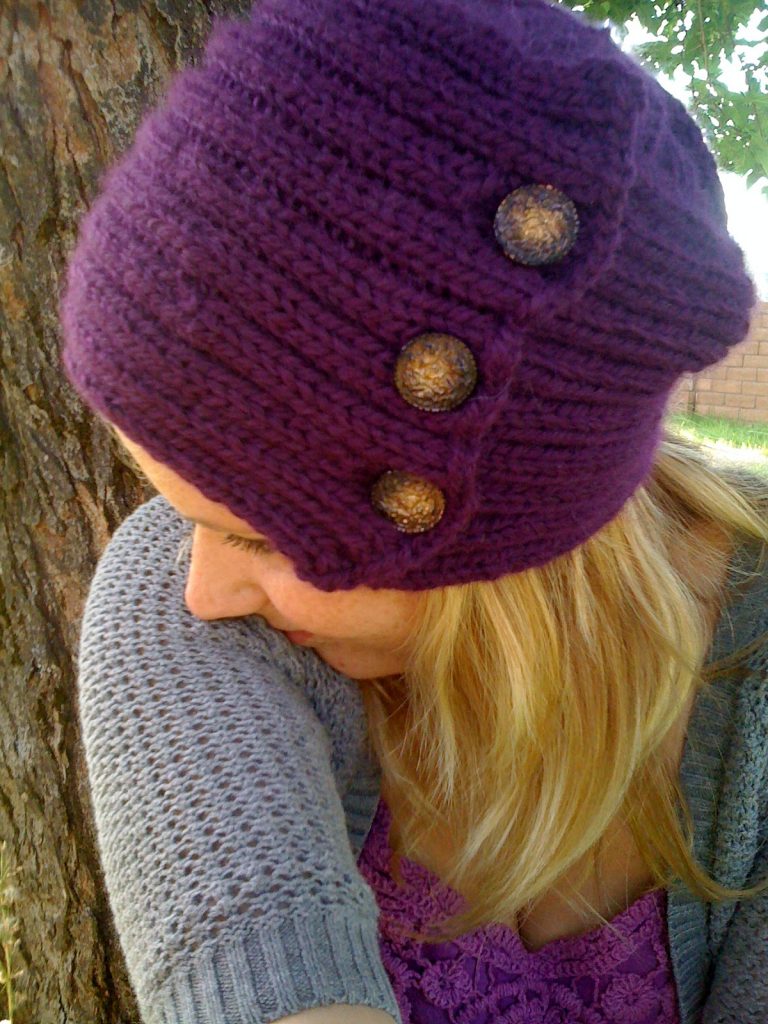 Free knitting pattern for Vintage Button and Rib Hat