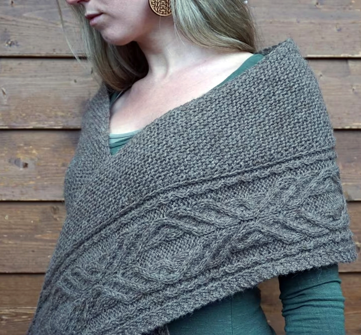 Kaura Cable Dress Knitting Pattern