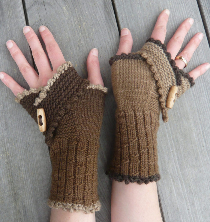 Free Knitting Pattern for Wharariki Beach Mitts