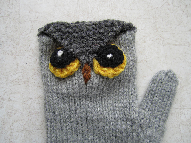 Who Gives a Hoot? Owl Mittens Free Knitting Pattern | Owl Knitting Patterns