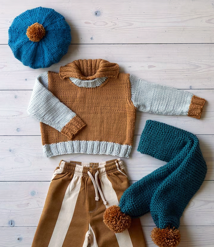  Wren Sweater, Scarf and Beret Set Knitting Pattern