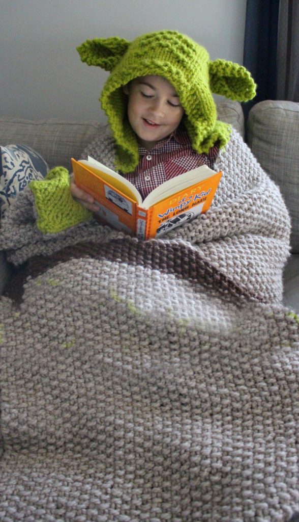 Free knitting pattern hooded blanket sale