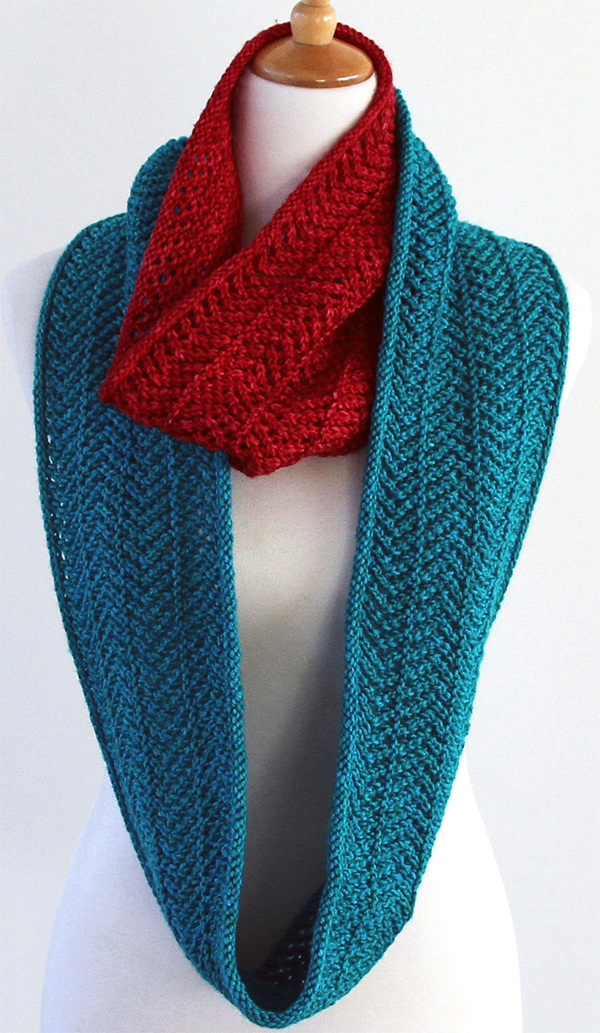 Knitting Pattern for Easy Zaggy Cowl